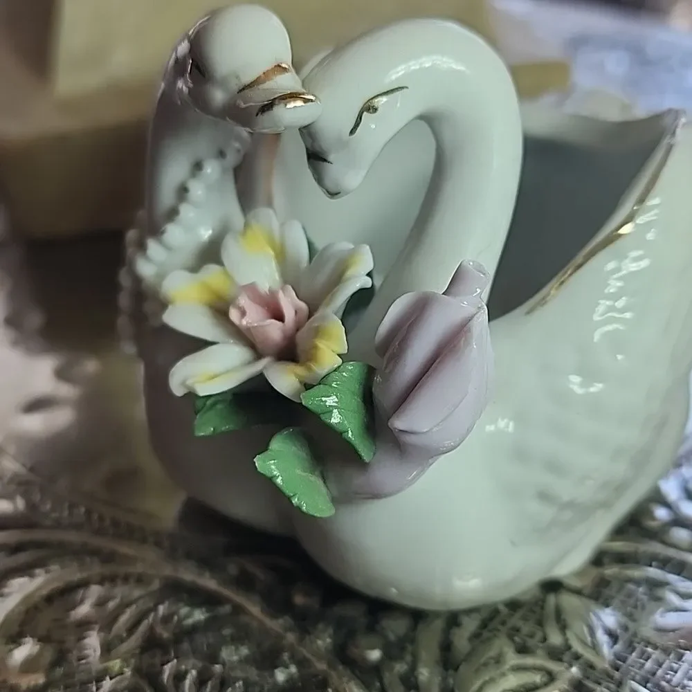 Lovely Vintage Swan Couple Trinket Dish Coquette